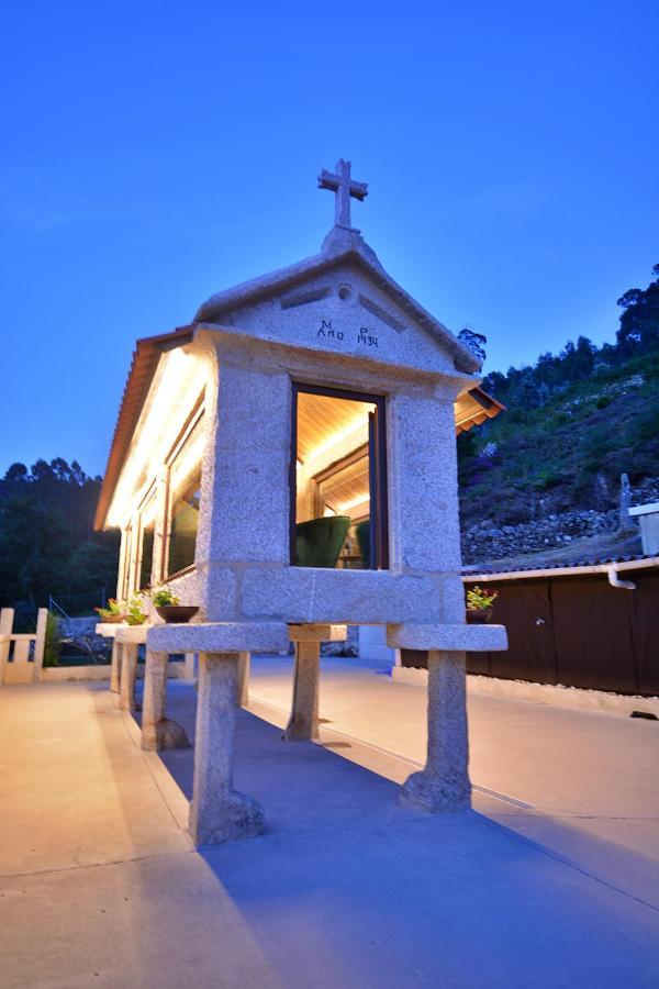 Galihost - A Casa Das Barreiras Meis Bagian luar foto