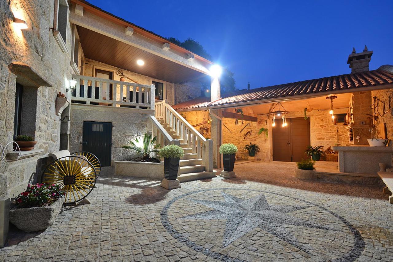 Galihost - A Casa Das Barreiras Meis Bagian luar foto