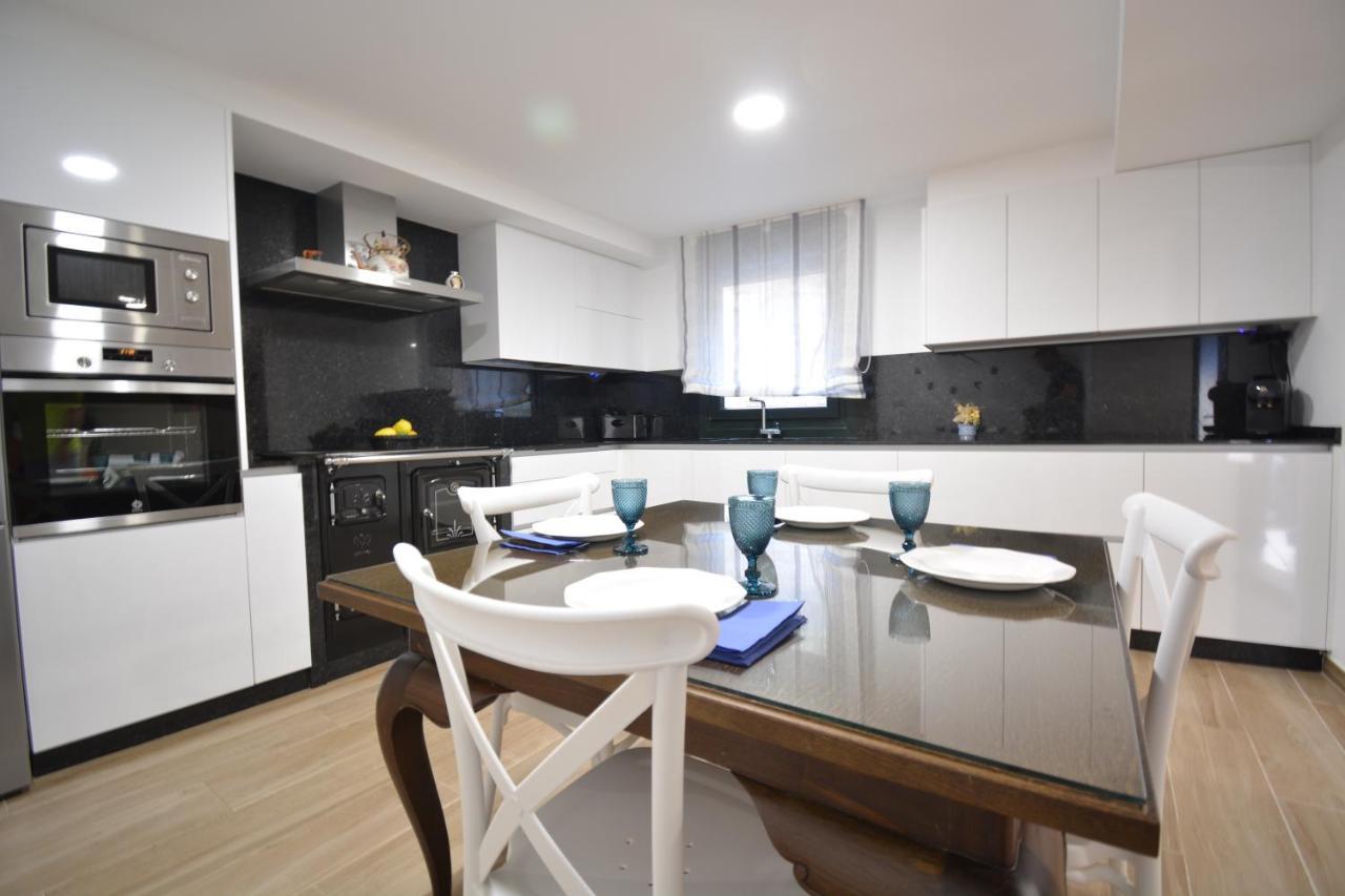 Galihost - A Casa Das Barreiras Meis Bagian luar foto