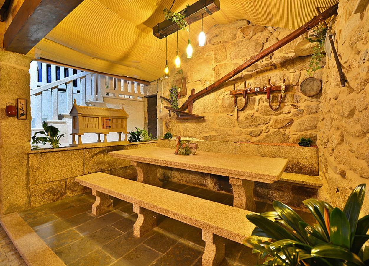 Galihost - A Casa Das Barreiras Meis Bagian luar foto
