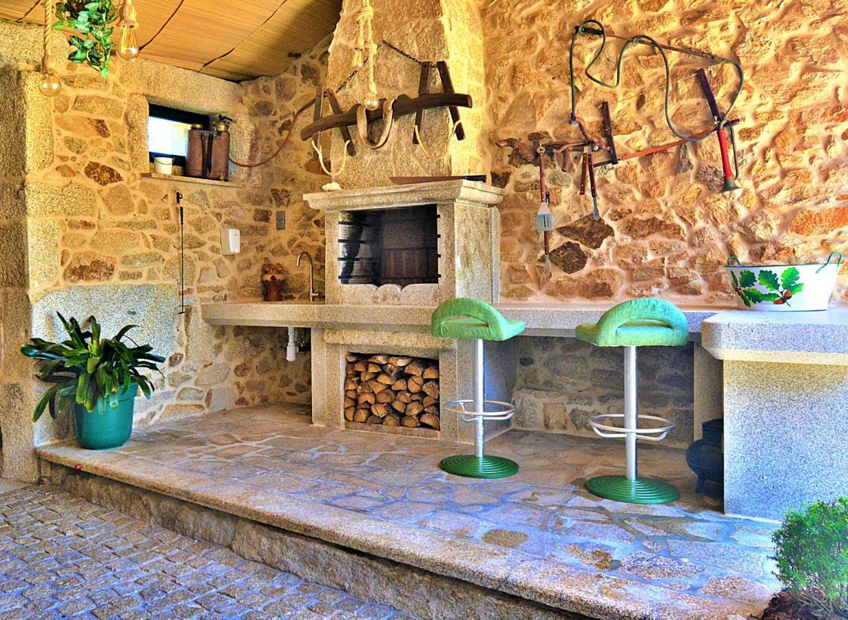 Galihost - A Casa Das Barreiras Meis Bagian luar foto