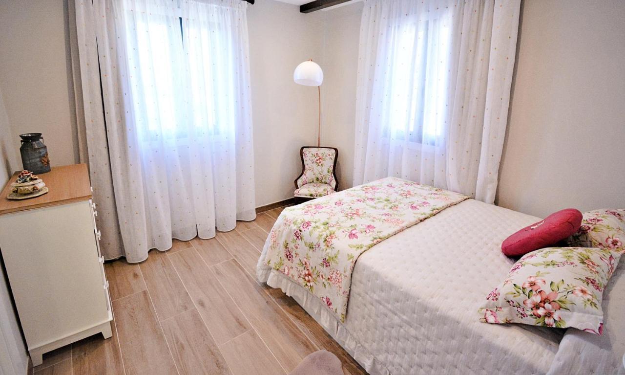 Galihost - A Casa Das Barreiras Meis Bagian luar foto