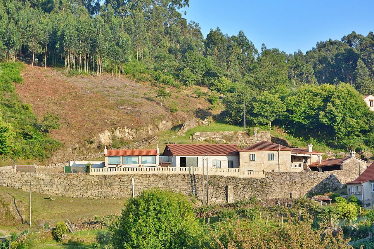 Galihost - A Casa Das Barreiras Meis Bagian luar foto